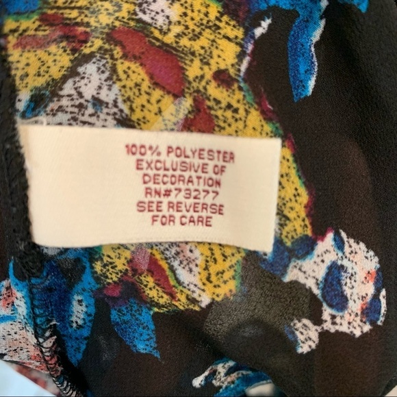 Sheer Floral Top - Picture 6 of 6